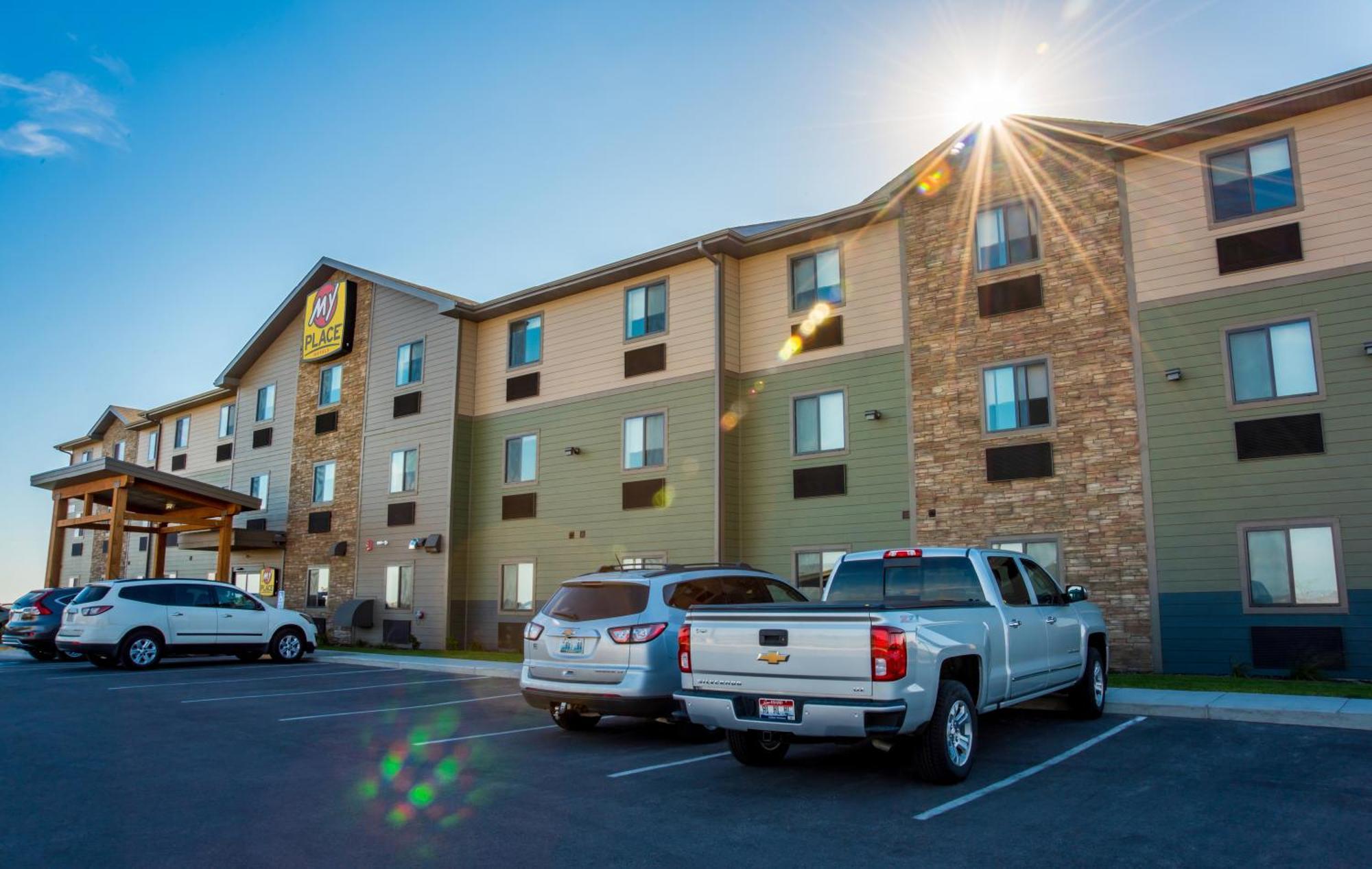 My Place Hotel Rapid City Exterior photo